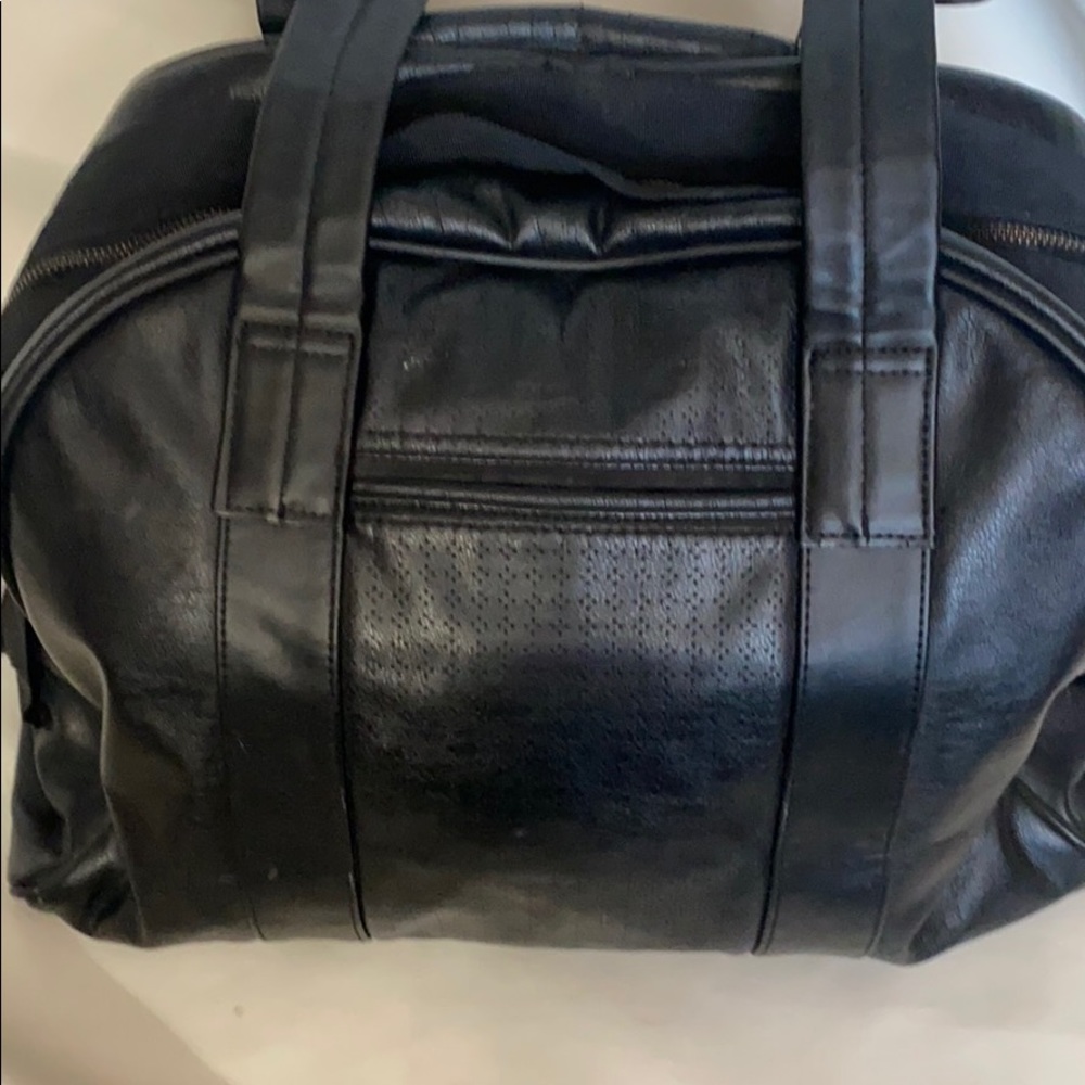 Lululemon "Om for One" bowling style bag - Picture 7 of 15